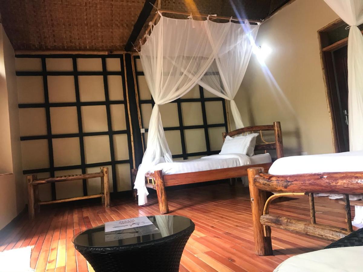 Enshama Game Lodge And Campsite Katunguru Екстер'єр фото